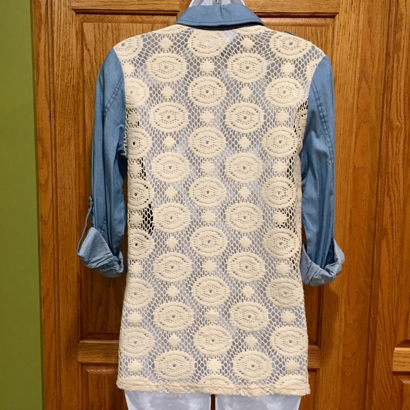 Jealous Tomato Utility Jacket/Top Ivory Lace Back Snap Front Blue Small - Picture 4 of 9